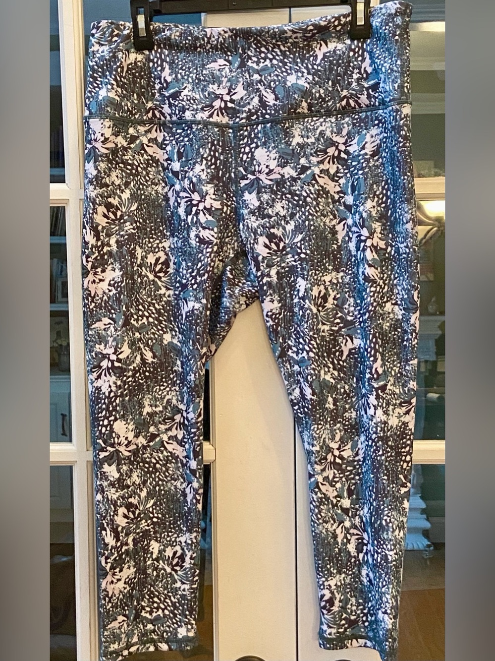 Gaiam Green and White Leggings Size XL